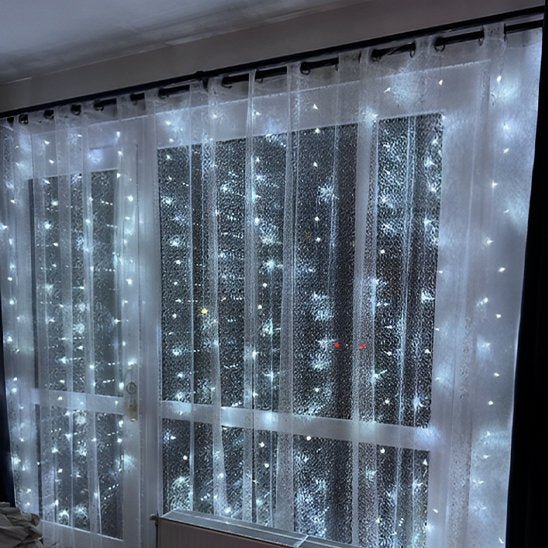 Guirlande lumineuse intérieur : déco & ambiance pour votre chambre - Mon Univers - Mes Lumières
