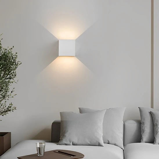 Applique Murale Cubique LED Blanc salon canapé lumière chaude ambiance cosy — Mon Univers - Mes Lumières