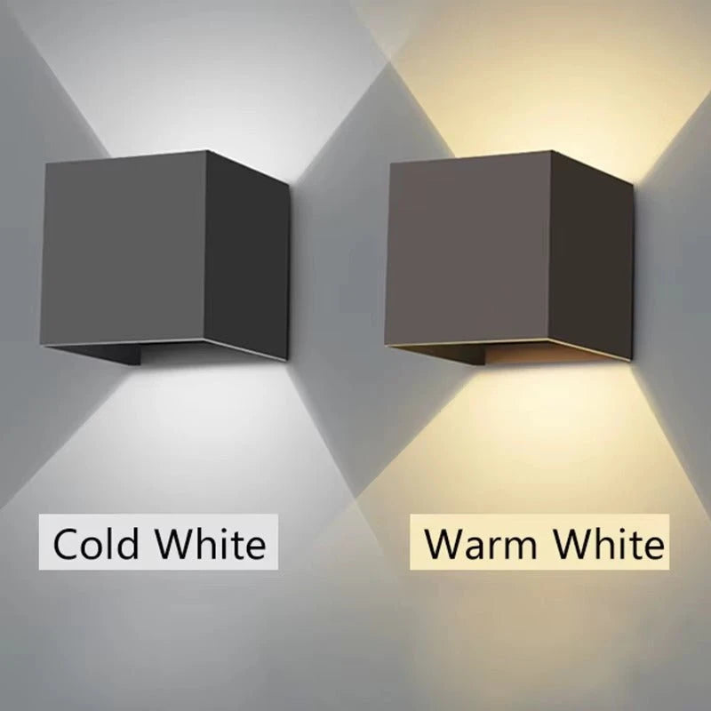 Applique Murale Cubique LED Noir comparatif blanc froid et blanc chaud — Mon Univers - Mes Lumières