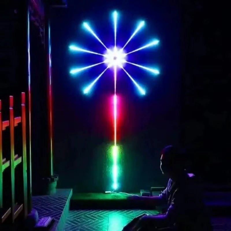 Bande LED SyncLight feu d’artifice allumée ambiance salon — Mon Univers - Mes Lumières