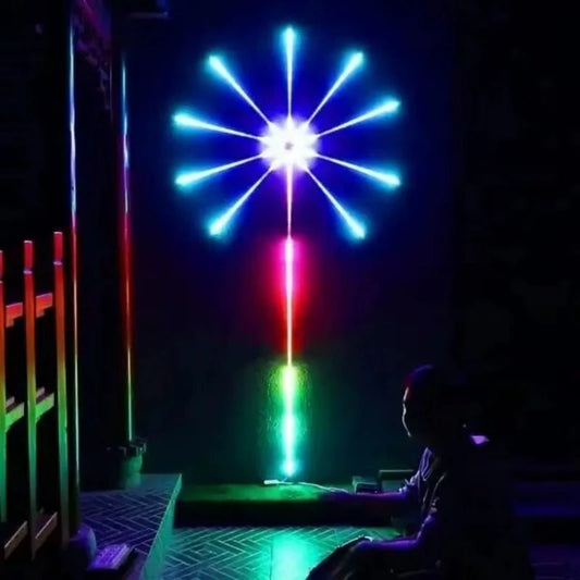 Bande LED SyncLight feu d’artifice allumée ambiance salon — Mon Univers - Mes Lumières
