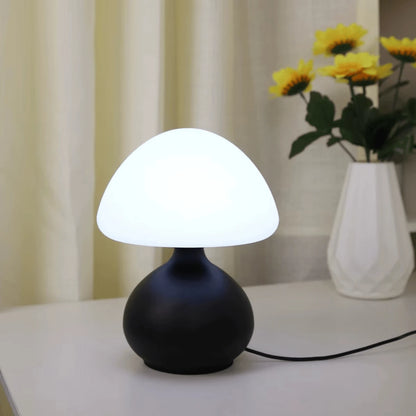 Lampe Champignon Minimaliste noire allumée table de nuit tournesols ambiance — Mon Univers - Mes Lumières