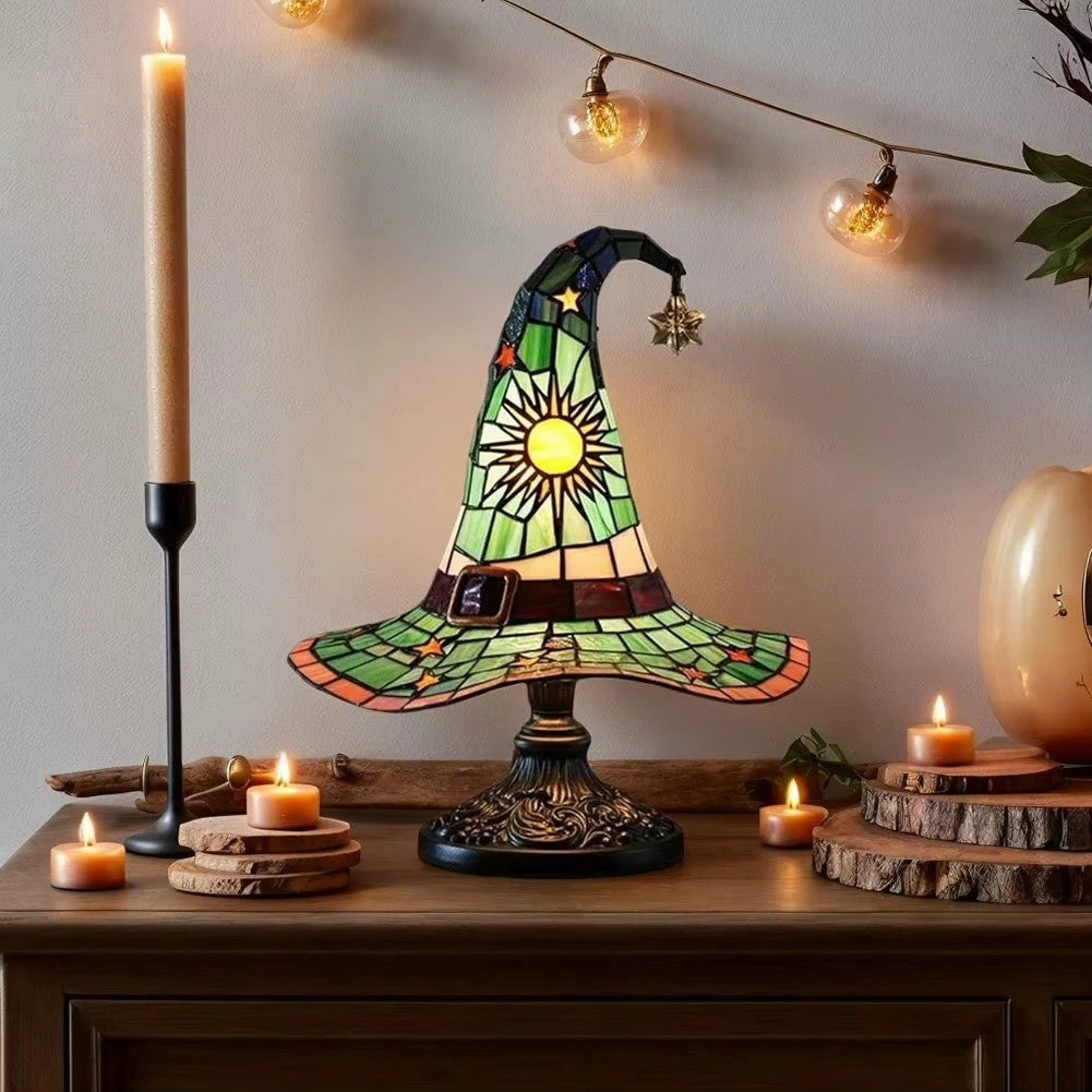 Lampe chapeau de sorcière féerique coloris vert ambiance magique — Mon Univers - Mes Lumières