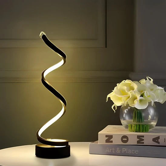 Lampe de Chevet Spirale LED intérieure sur table fleurs blanches ambiance salon — Mon Univers - Mes Lumières