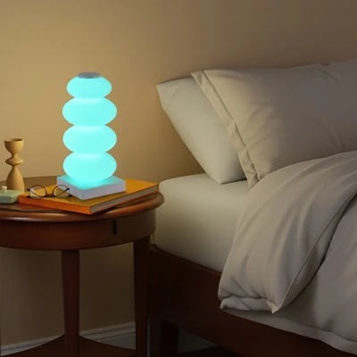 Lampe de chevet design Élégance Nocturne allumée couleur rose chambre — Mon Univers - Mes Lumières