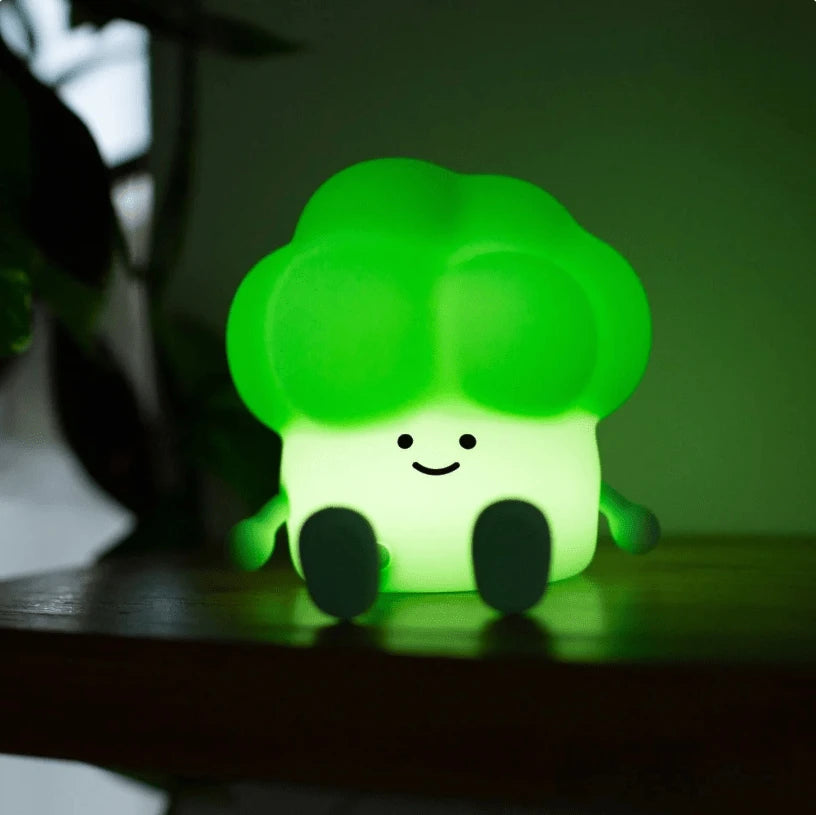 Veilleuse LumiBuddy Brocoli format compact déplacement voyage — Mon Univers - Mes Lumières