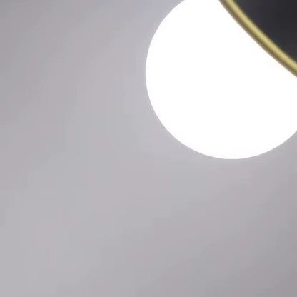 Deux ampoules LED E27 Dimmable éclairage doux ambiance intérieure — Mon Univers - Mes Lumières