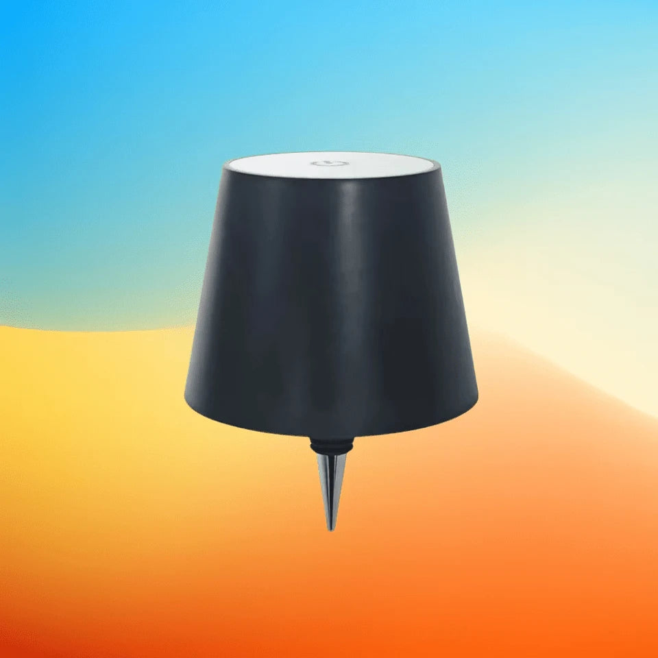 Lampe Eco-Touch Bouteille Design coloris noir ambiance chambre — Mon Univers - Mes Lumières