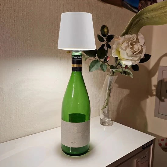 Lampe Eco-Touch Bouteille Design détail module lumineux — Mon Univers - Mes Lumières