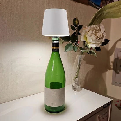 Lampe Eco-Touch Bouteille Design détail module lumineux — Mon Univers - Mes Lumières